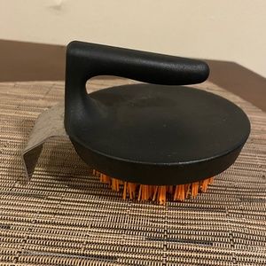 Pizza Stone and Cast Iron Pan Cleaning Brush